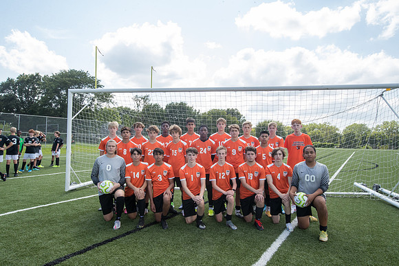 Soccer JV 0 Team AN0I8834-Edit-2