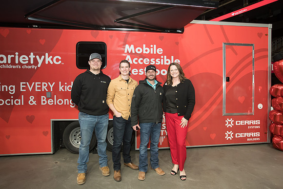 Variety Mobile Restroom 1019 20250206 AN0I1355
