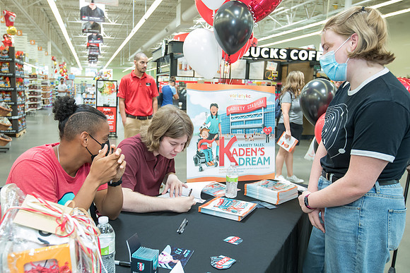 Variety Kaden's Dream HyVee 20220809 AN0I2182