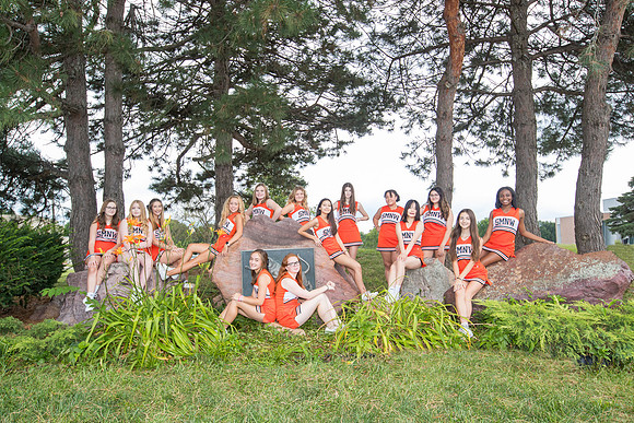 Cheer FR 0 All AN0I0488-Edit