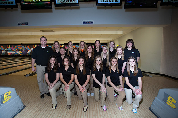 Bowling Girls IMG_7629-Edit