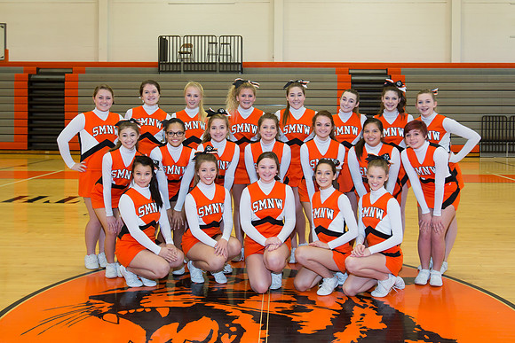 Cheer Freshman Winter 8T5A2285-2
