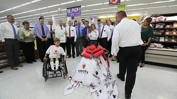 Variety Hy-Vee Award 20180807 AN0I7942-1
