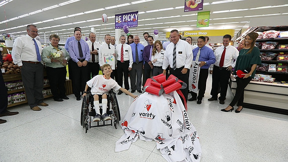Variety Hy-Vee Award 20180807 AN0I7942-2
