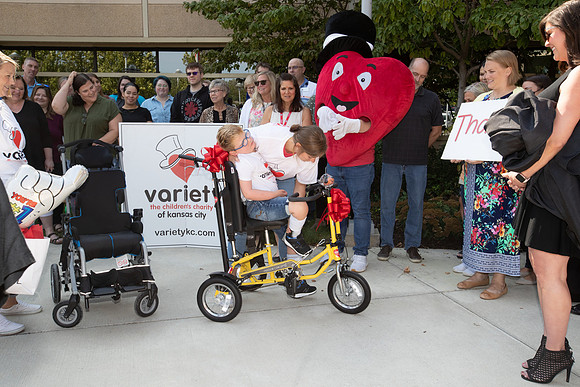 Variety Community America 20210913 AN0I9976