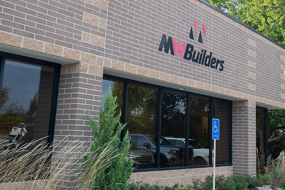 1017 20211026 AN0I0348 MW Builders