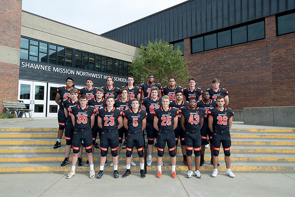 Football SR 0 AN0I0632-Edit