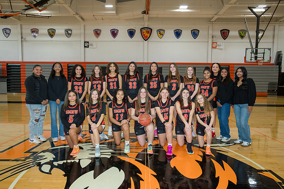 Basketball Girls 20241124 AN0I6949-Edit