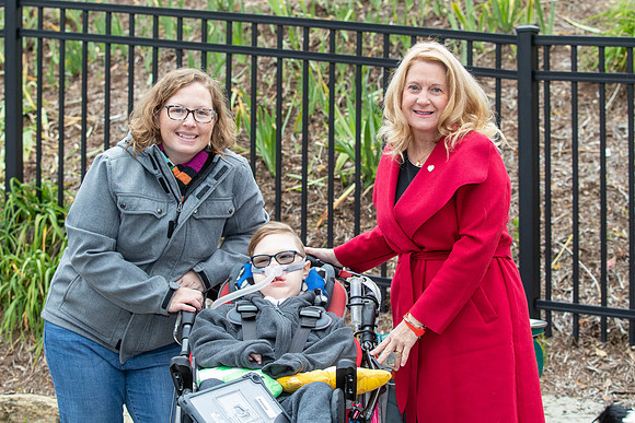 Childrens Mercy Playground 1006 20211101 AN0I1178 Randi Mahomes