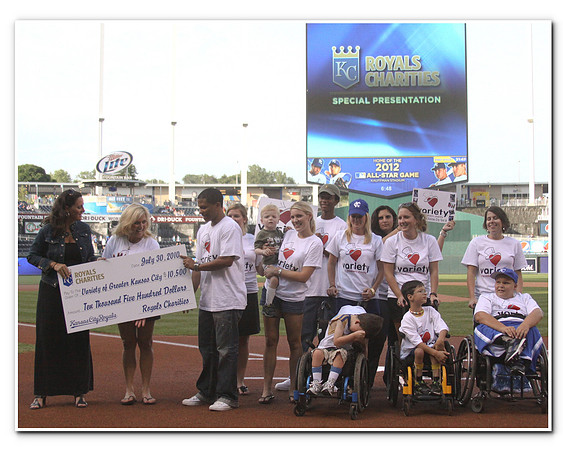 Royals Charities Book 005 (Side 10)